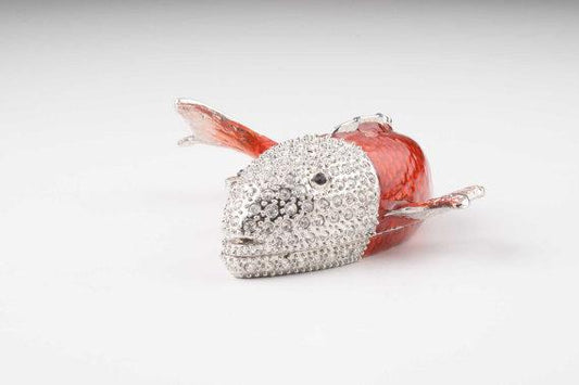 Area Red & Silver Fish